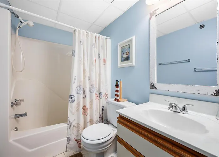 Holiday home Family Friendly Bay Princess With Outdoor Pool And Bayfront Balcony!
