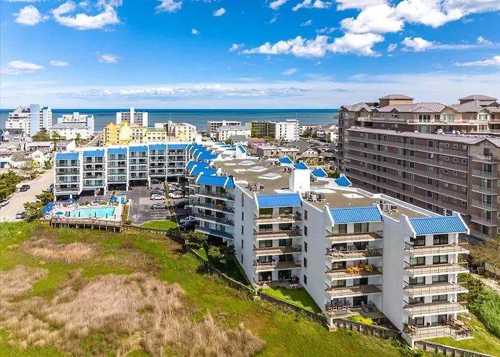 Holiday home Family Friendly Bay Princess With Outdoor Pool And Bayfront Balcony! *